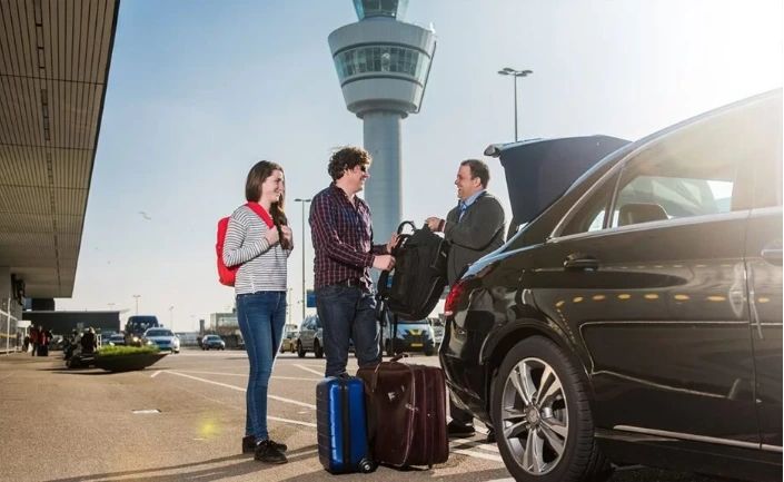 Air transport service in Musaffah