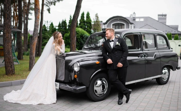 wedding car and wedding-transportation in abudhabi